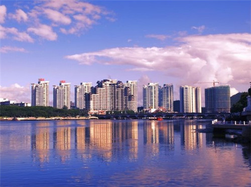 新西兰牛奶加盟费多少钱，新西兰牛奶厂